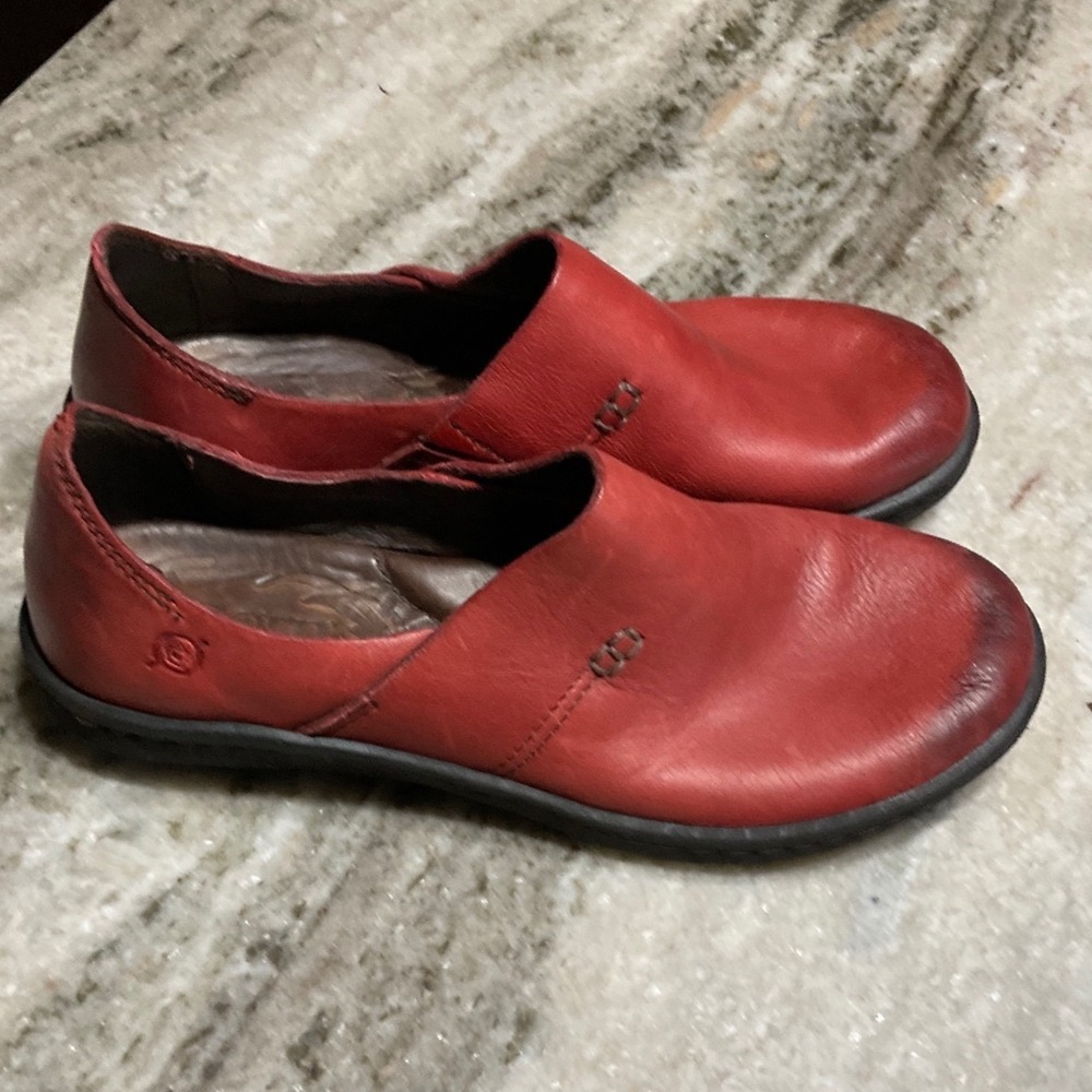 Born Loafers Women 7.5 Red Leather Slip On Comfort Shoes B66805 - Picture 2 of 9